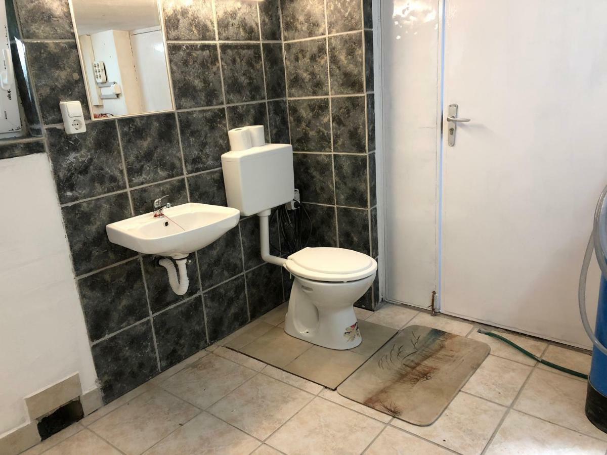 Hero 4 Sterne Ferienhaus Baja Luaran gambar